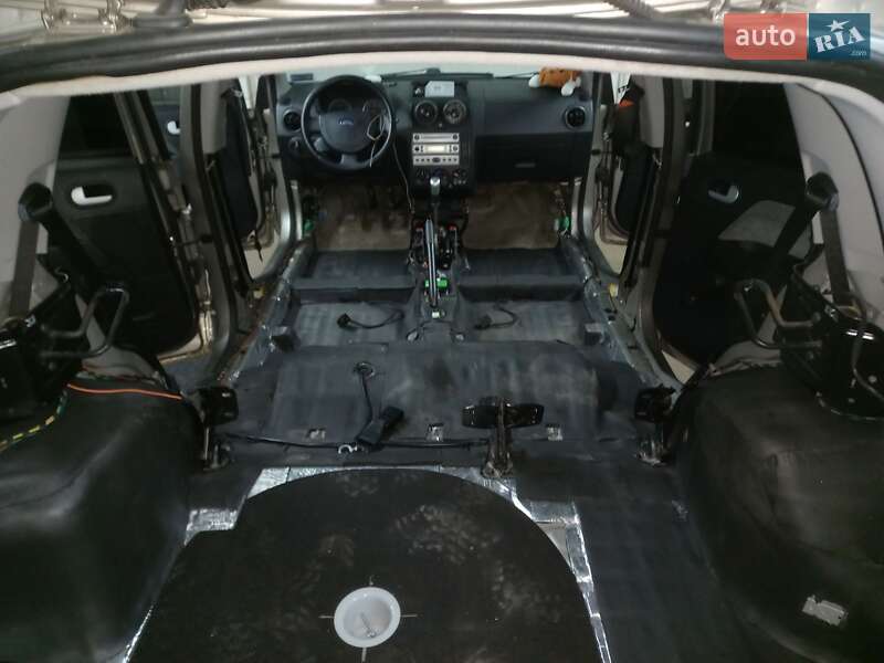 Хетчбек Ford Fusion 2003 в Харкові