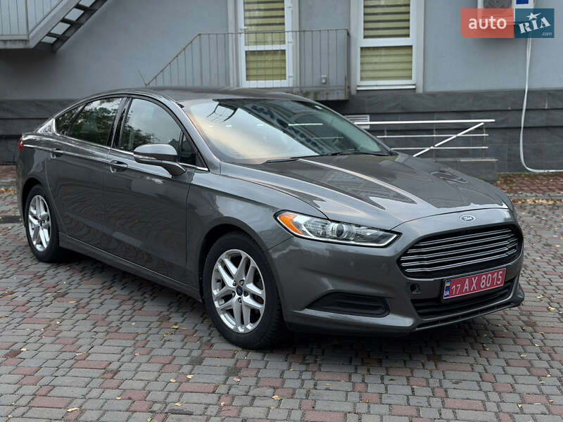 Седан Ford Fusion 2014 в Лубнах