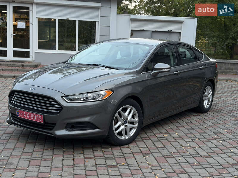 Седан Ford Fusion 2014 в Лубнах