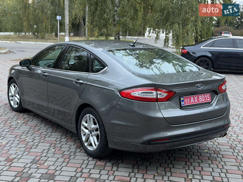 Седан Ford Fusion 2014 в Лубнах