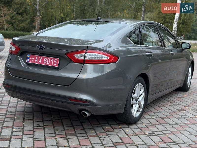 Седан Ford Fusion 2014 в Лубнах