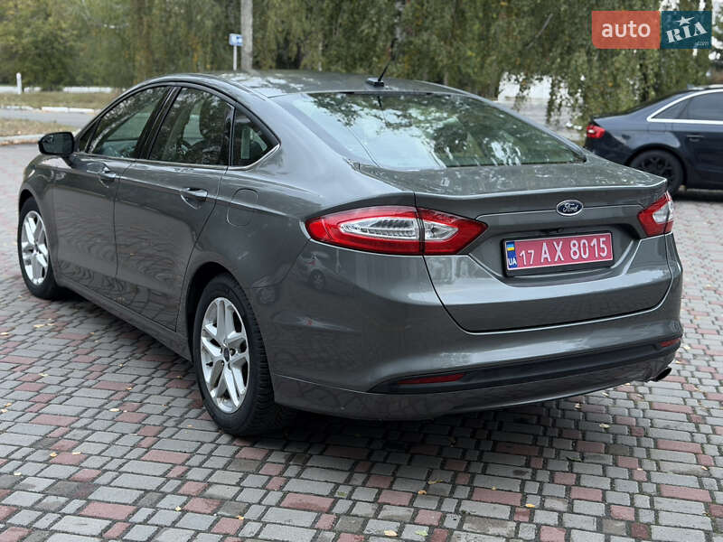 Седан Ford Fusion 2014 в Лубнах