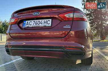 Седан Ford Fusion 2014 в Луцке