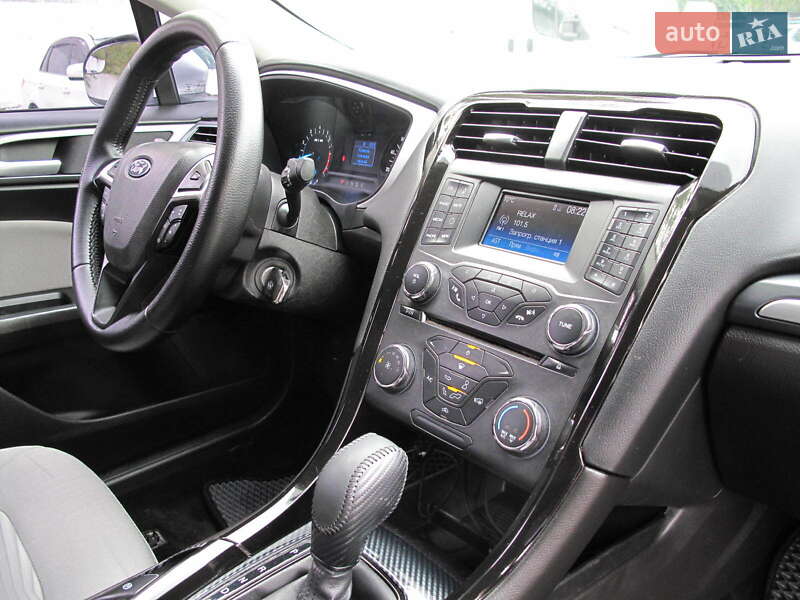 Седан Ford Fusion 2016 в Києві фото 63 Седан Ford Fusion 2016 в Києві