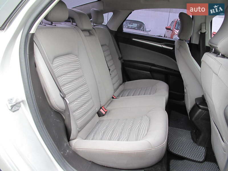 Седан Ford Fusion 2016 в Києві фото 69 Седан Ford Fusion 2016 в Києві