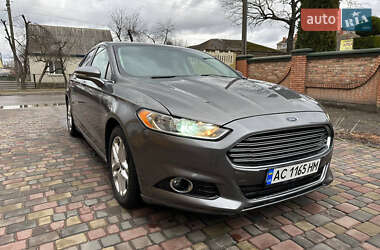 Седан Ford Fusion 2014 в 