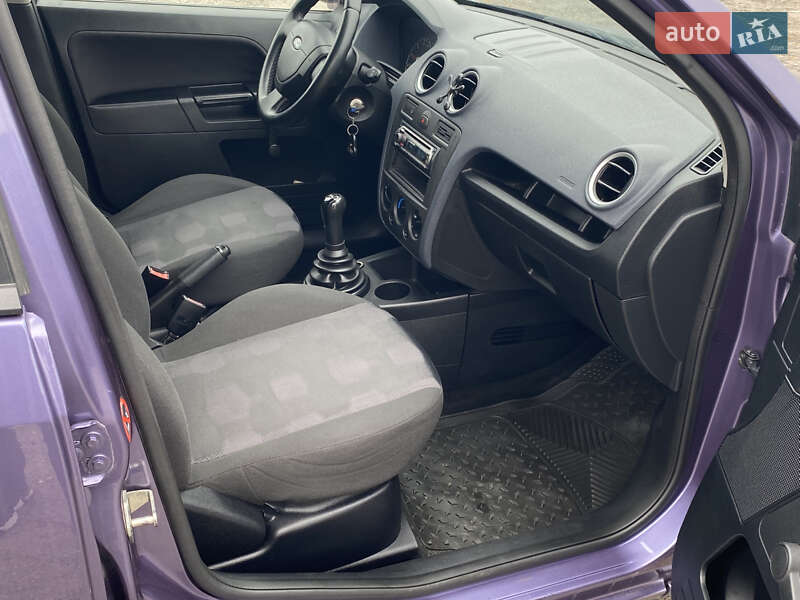 Хетчбек Ford Fusion 2006 в Вінниці
