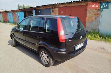 Хетчбек Ford Fusion 2005 в 