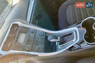 Седан Ford Fusion 2016 в 