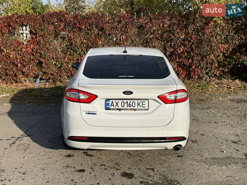 Седан Ford Fusion 2014 в Харькове фото 5 Седан Ford Fusion 2014 в Харькове