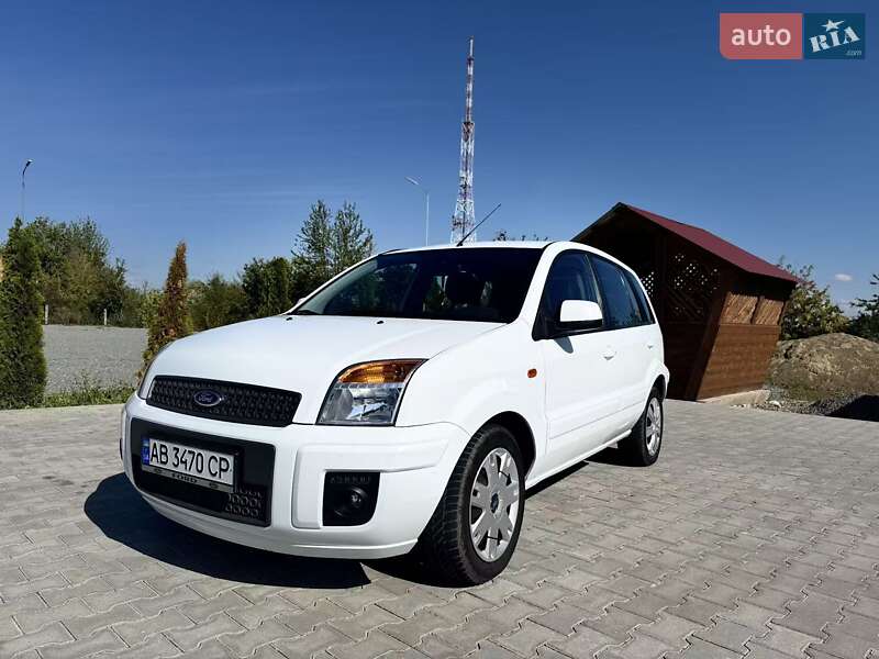 Хетчбек Ford Fusion 2011 в Новодністровську