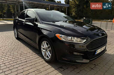 Седан Ford Fusion 2014 в 