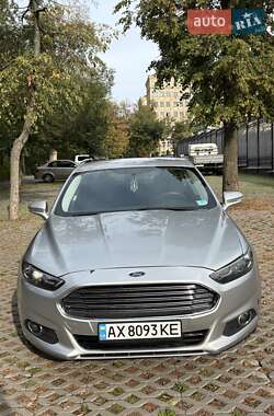 Седан Ford Fusion 2014 в 