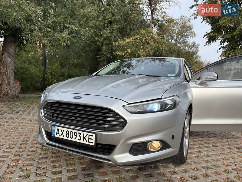 Седан Ford Fusion 2014 в Харкові