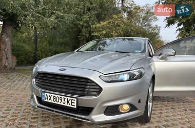 Седан Ford Fusion 2014 в 