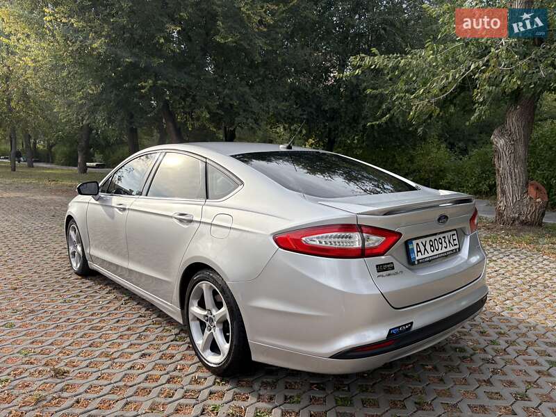 Седан Ford Fusion 2014 в Харкові