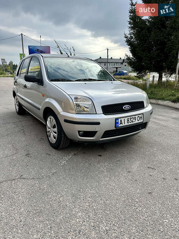 Ford Fusion 2003