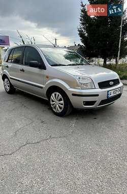Хетчбек Ford Fusion 2003 в 