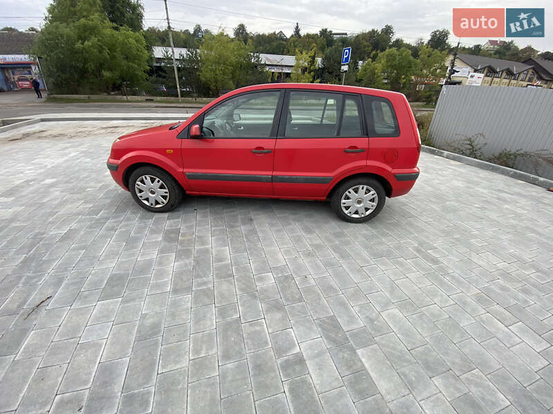Хетчбек Ford Fusion 2006 в Вінниці