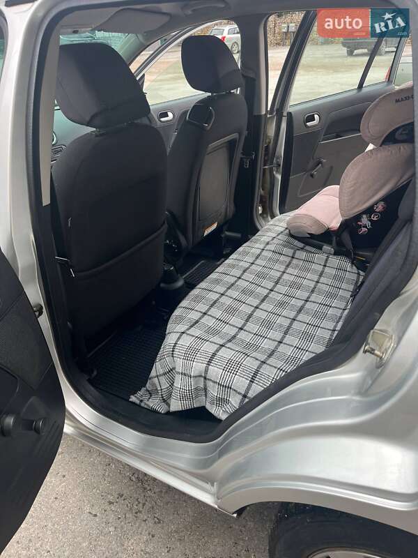 Хэтчбек Ford Fusion 2007 в Чорткове