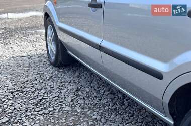 Хэтчбек Ford Fusion 2004 в 