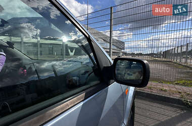 Хэтчбек Ford Fusion 2004 в 
