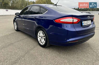 Седан Ford Fusion 2014 в 