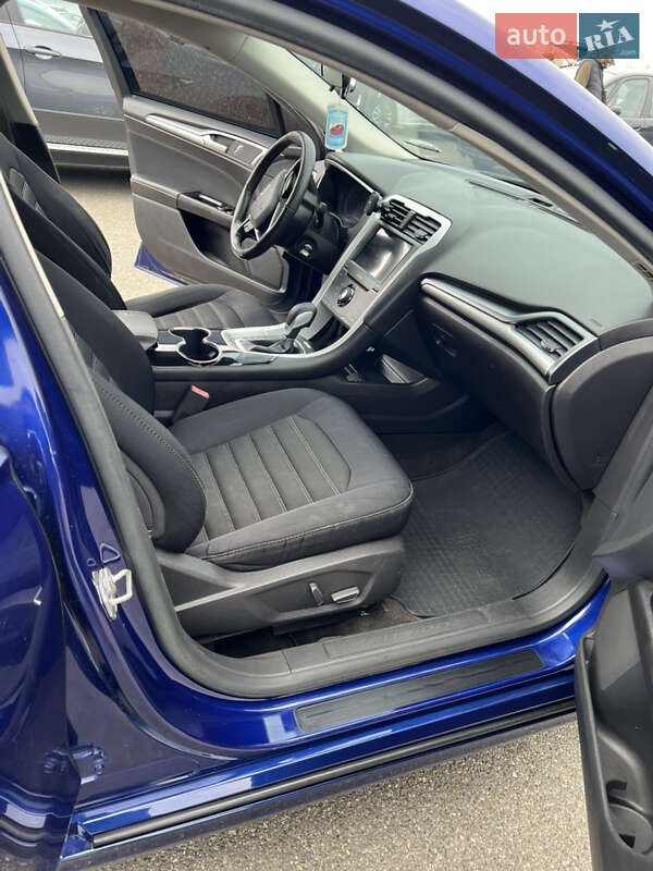 Седан Ford Fusion 2014 в Киеве