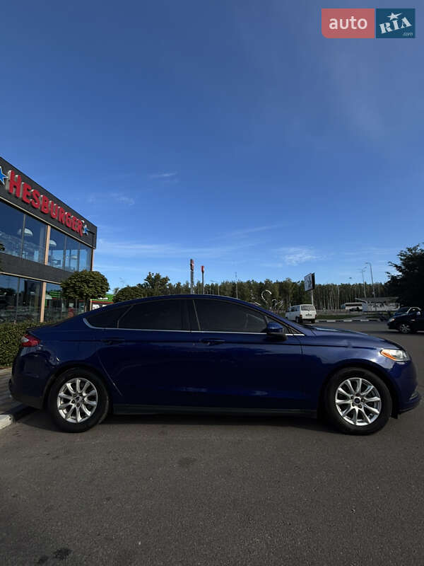 Седан Ford Fusion 2015 в Киеве фото 10 Седан Ford Fusion 2015 в Киеве