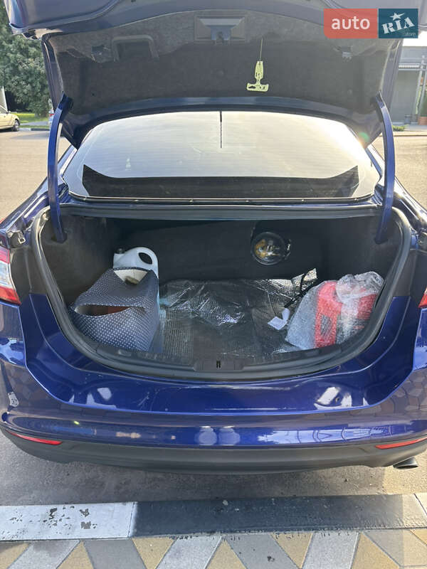 Седан Ford Fusion 2015 в Киеве фото 21 Седан Ford Fusion 2015 в Киеве