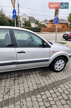 Хетчбек Ford Fusion 2007 в 