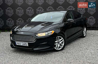 Седан Ford Fusion 2015 в Києві