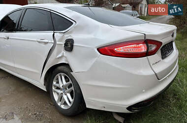 Седан Ford Fusion 2014 в 