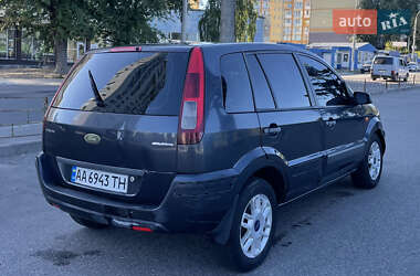 Хэтчбек Ford Fusion 2008 в 