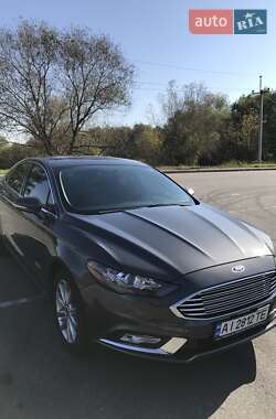 Седан Ford Fusion 2016 в 