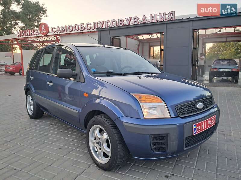 Хетчбек Ford Fusion 2006 в 