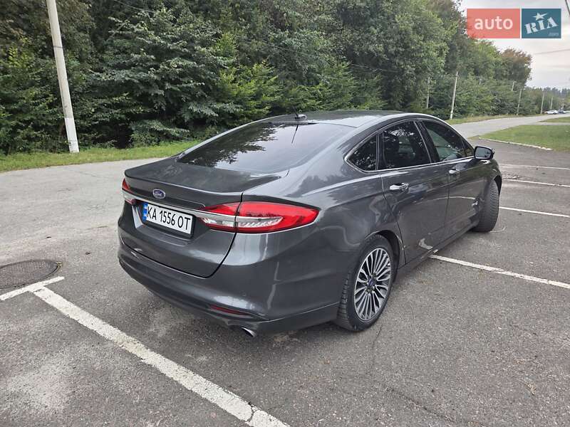 Седан Ford Fusion 2016 в Киеве