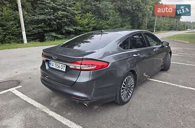 Седан Ford Fusion 2016 в 