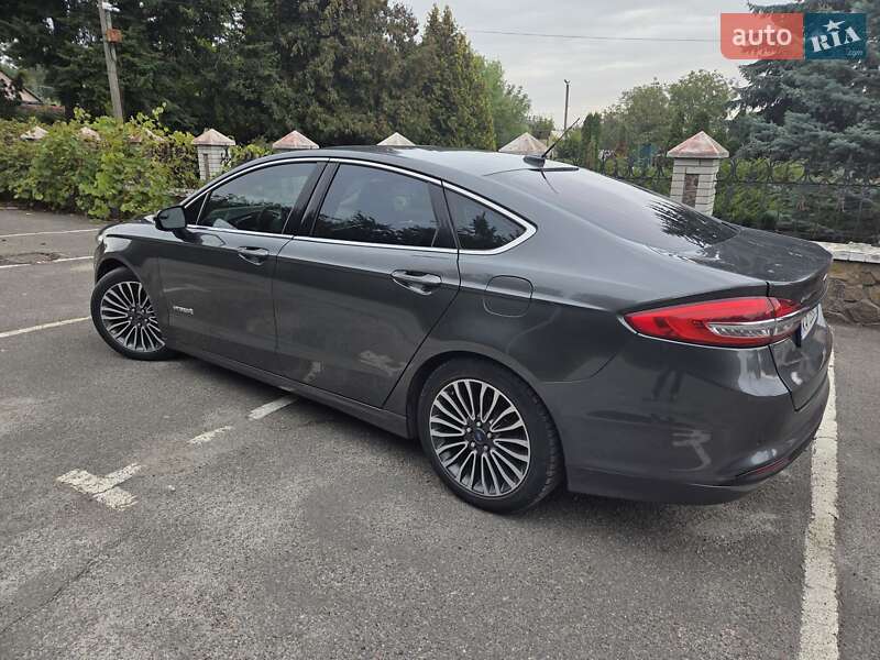 Седан Ford Fusion 2016 в Киеве