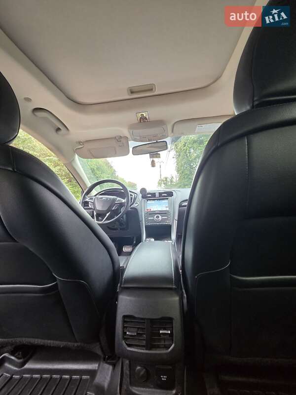 Седан Ford Fusion 2016 в Киеве