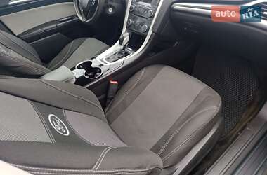 Седан Ford Fusion 2014 в 