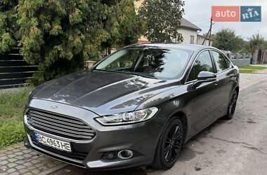 Седан Ford Fusion 2016 в Львове