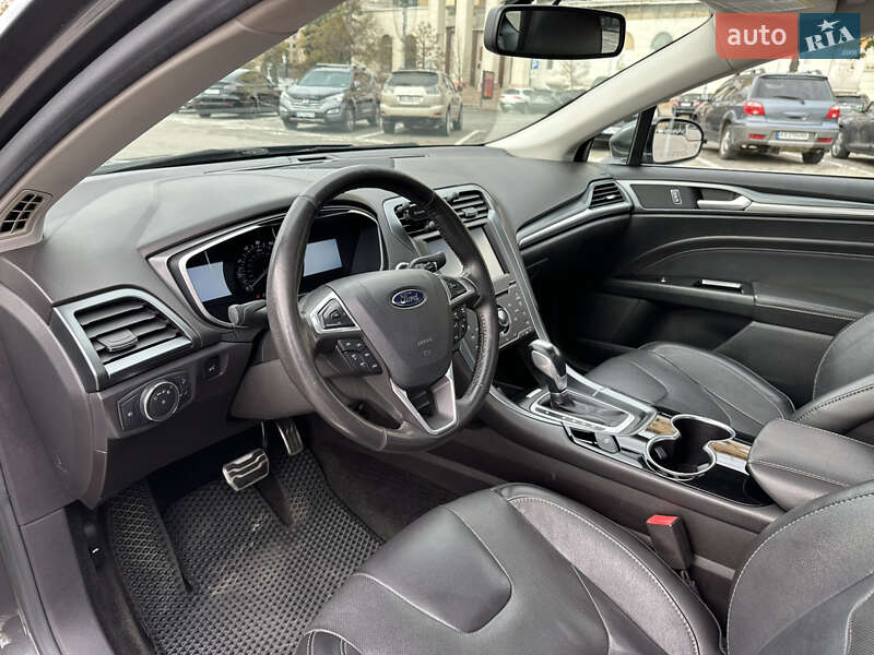 Седан Ford Fusion 2015 в Харкові
