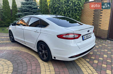 Седан Ford Fusion 2016 в 
