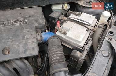 Хэтчбек Ford Fusion 2006 в  фото 17 Хэтчбек Ford Fusion 2006 в