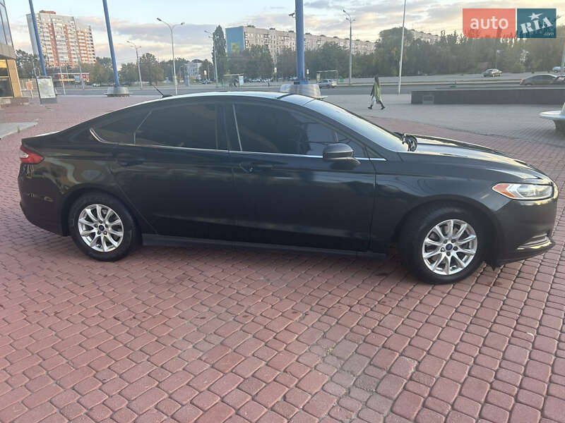 Седан Ford Fusion 2014 в Харкові