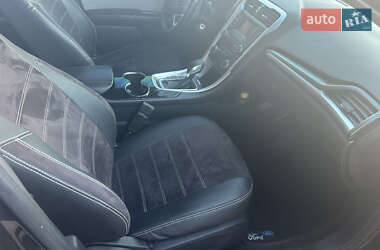 Седан Ford Fusion 2014 в 