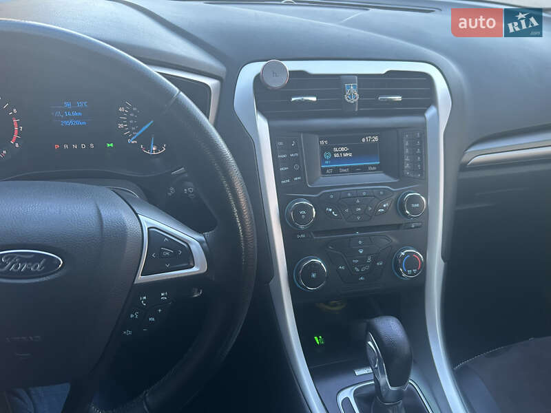 Седан Ford Fusion 2014 в Харкові