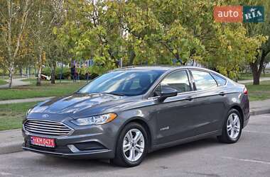 Седан Ford Fusion 2018 в 