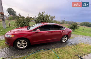 Седан Ford Fusion 2013 в 